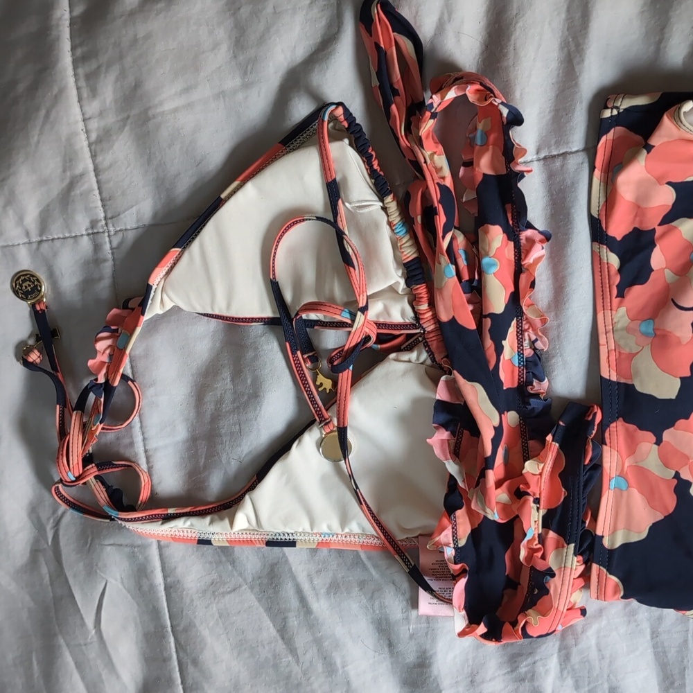 Juicy Couture 3piece Bathing Suit - Picture 6 of 7